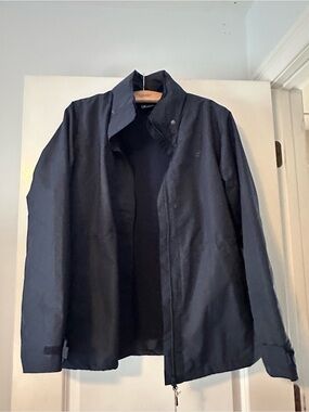 Classic Navy Ski Jacket – Lightweight Weather-Ready Coat